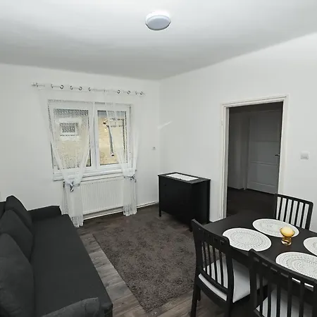 Guest house Rozsa Vendeghaz *